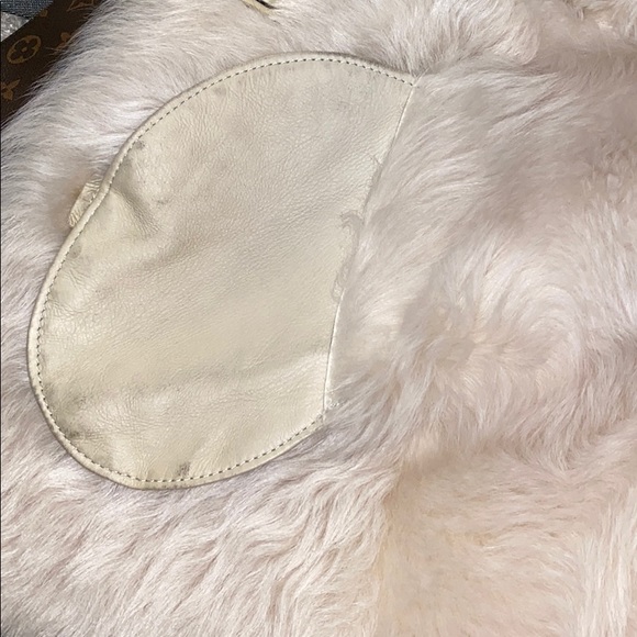 Beautiful leather/ shearling winter coat - Picture 11 of 15